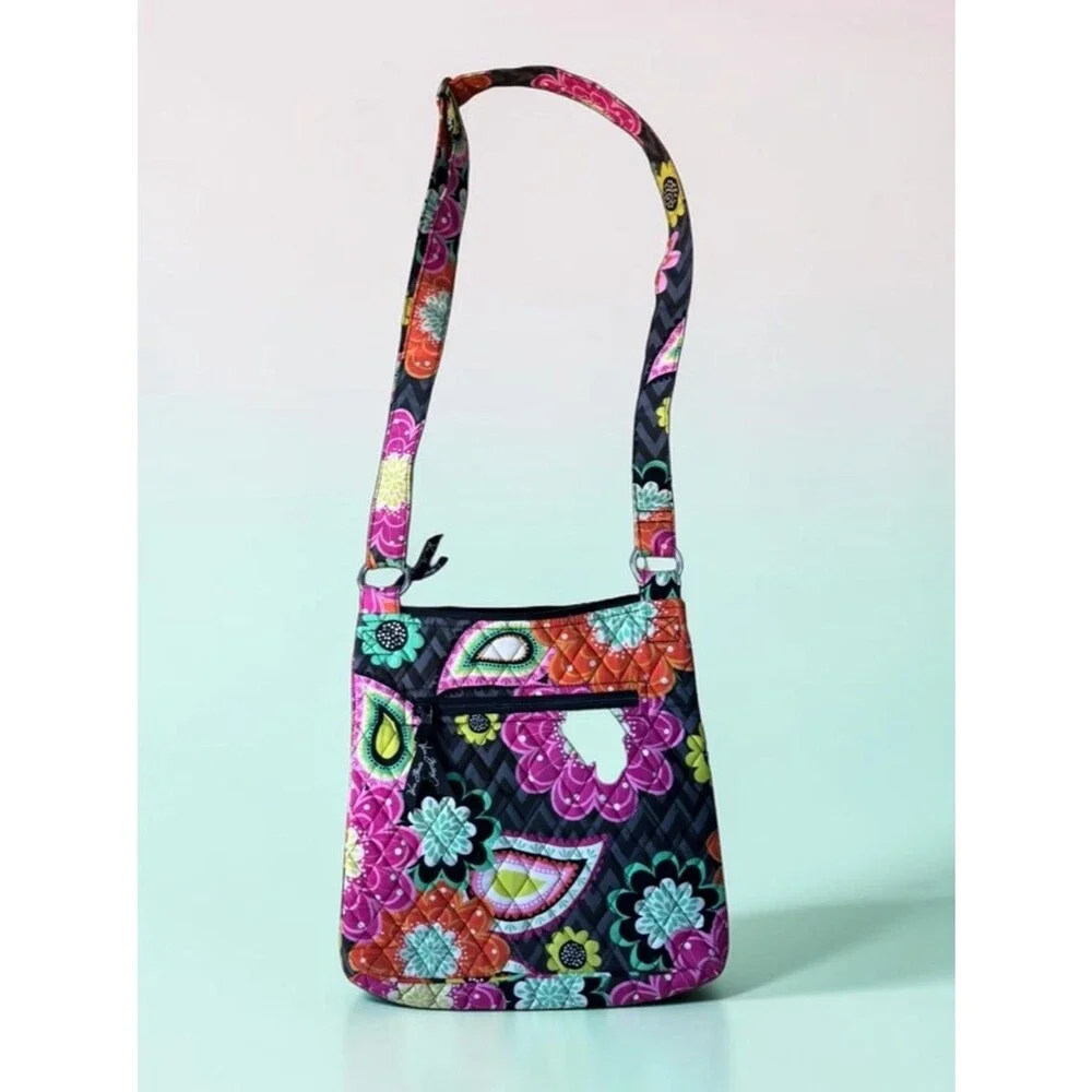 Vera Bradley Triple Zip Hipster Crossbody Bag In Ziggy Zinnia NWOT - Picture 12 of 12